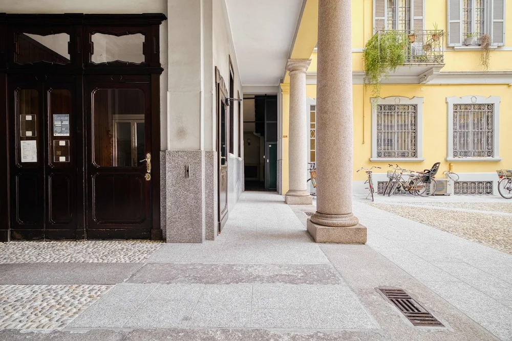 Bright Flat in the Heart of Porta Venezia