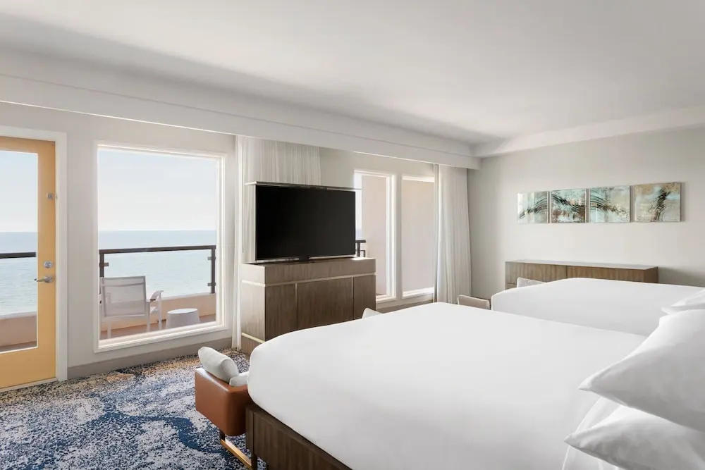 Delta Hotels by Marriott Virginia Beach Waterfront Suites - Chambres