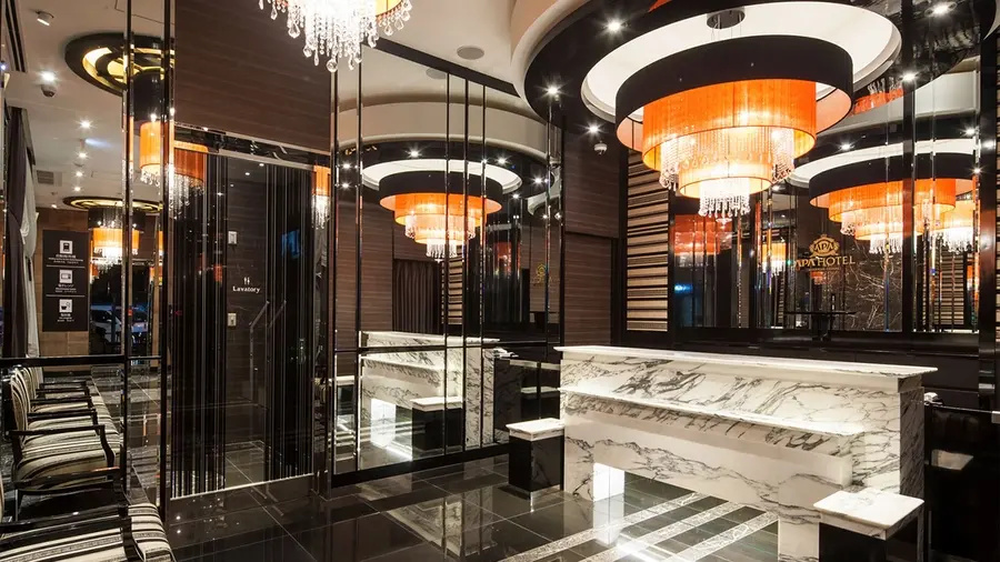 Lobby & Reception
