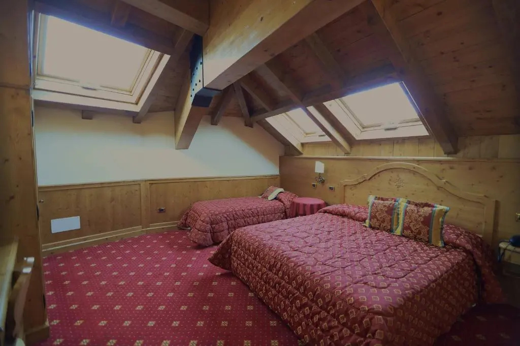 Standard Triple Attic room