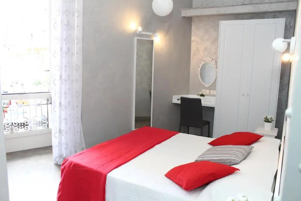 Standard Quadruple Apartment