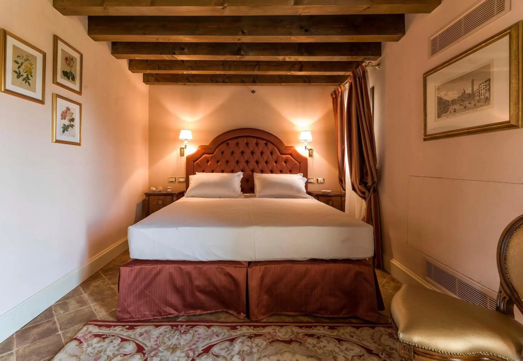 Hotel photo 36