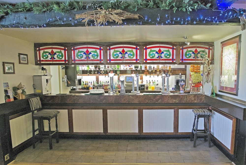 Tollgate Hotel And Leisure - Général
