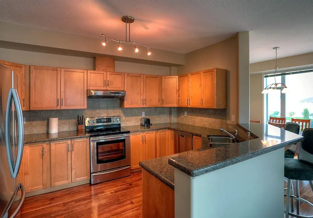 3 Bedrooms Deluxe Suite with lake view