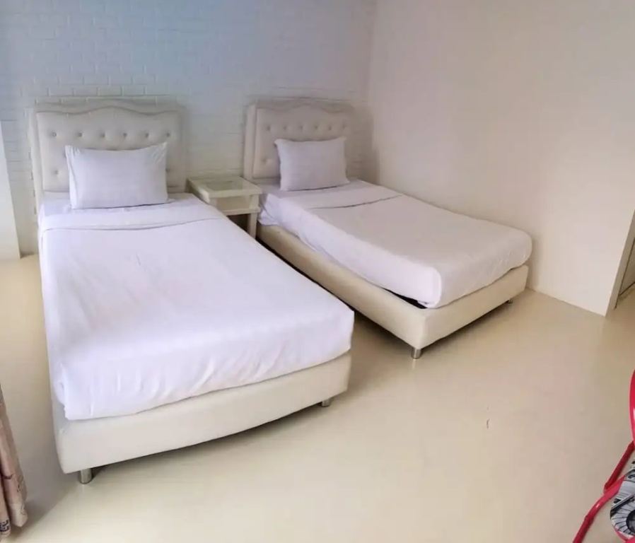 Superior Double room with balcony (twin beds)