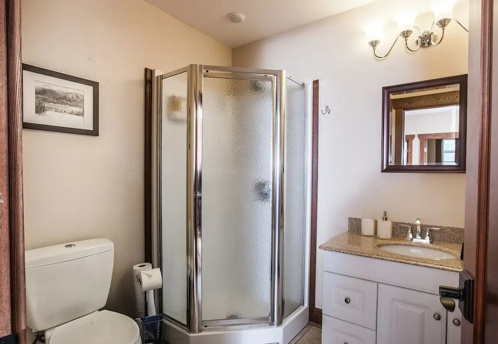 gallery_image_hidden_9