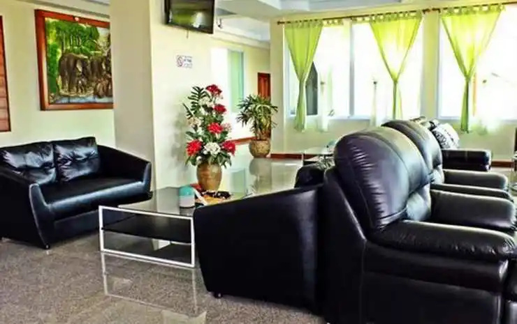 Lobby & Reception