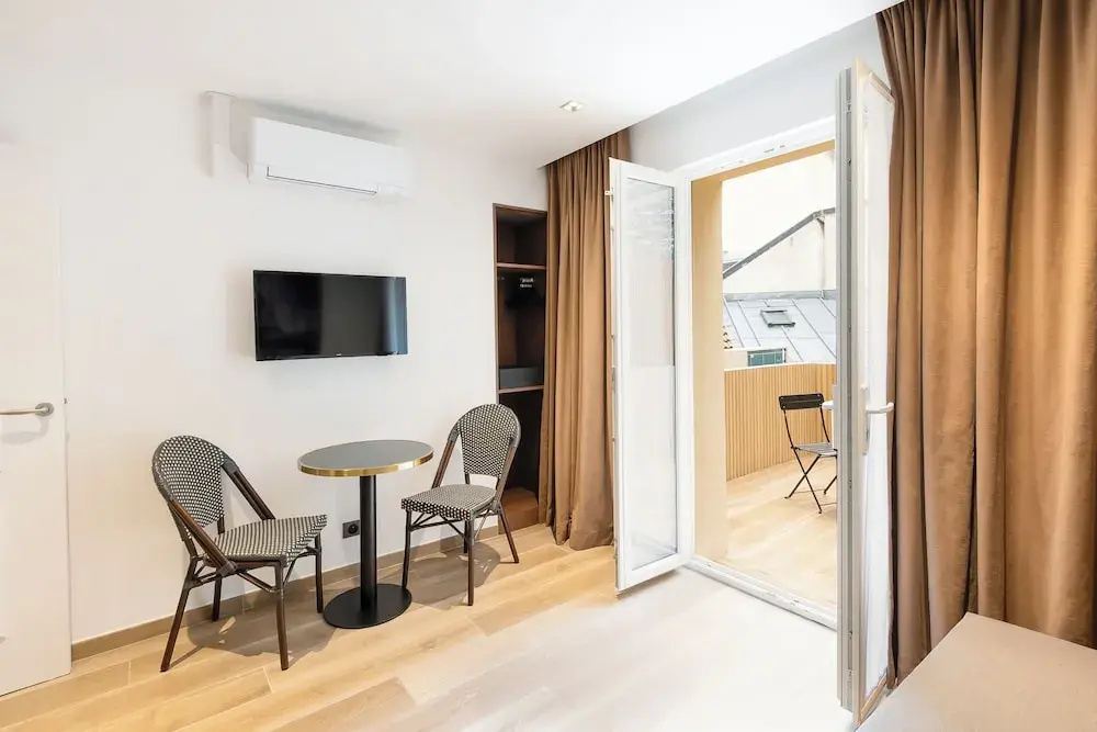 Suite