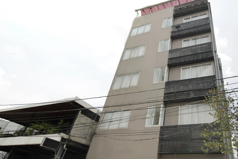 Airy Thamrin Kota Bumi 31 Jakarta