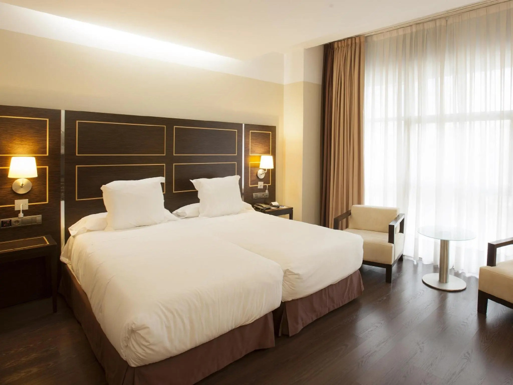 NH Gran Hotel Casino Extremadura - Chambres