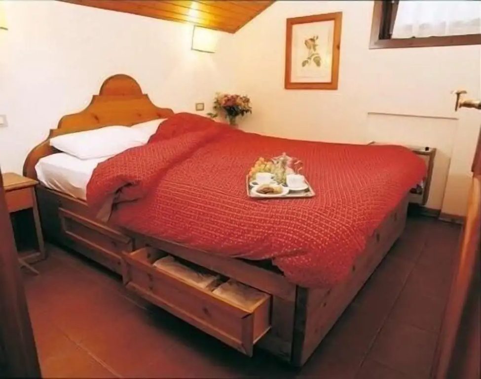 1 Bedroom Apartment with balcony