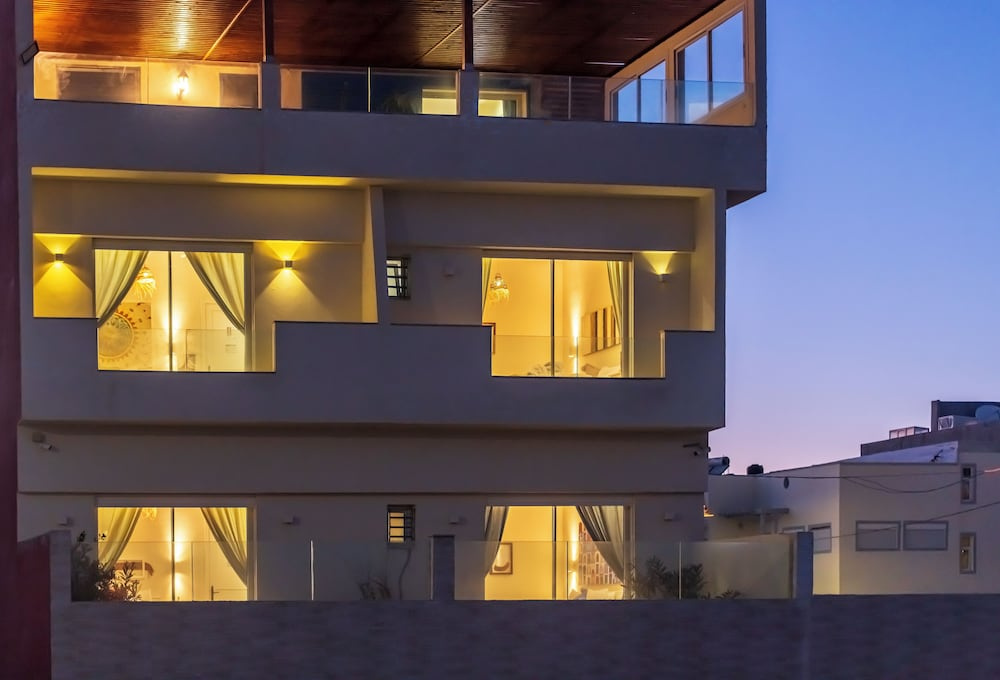 KITE HOUSE By Lola
