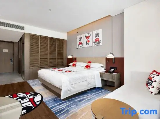 Premier room
