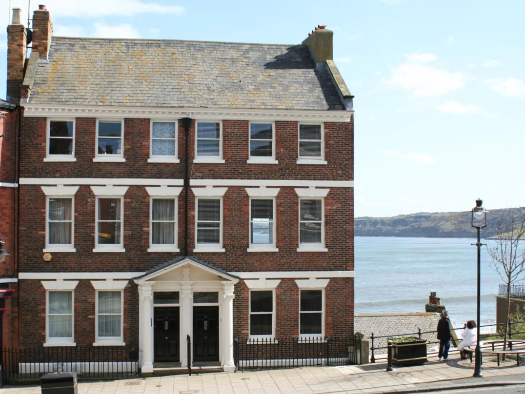 Scarborough Stays - Captain Bay Apartments