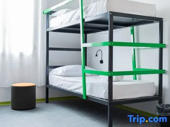 Bed in Dorm