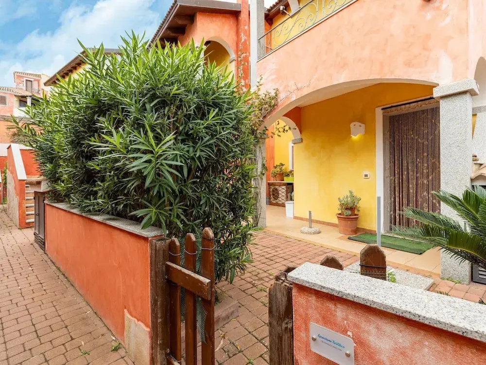 Apt con Giardino, a 300-metre-tall Mare