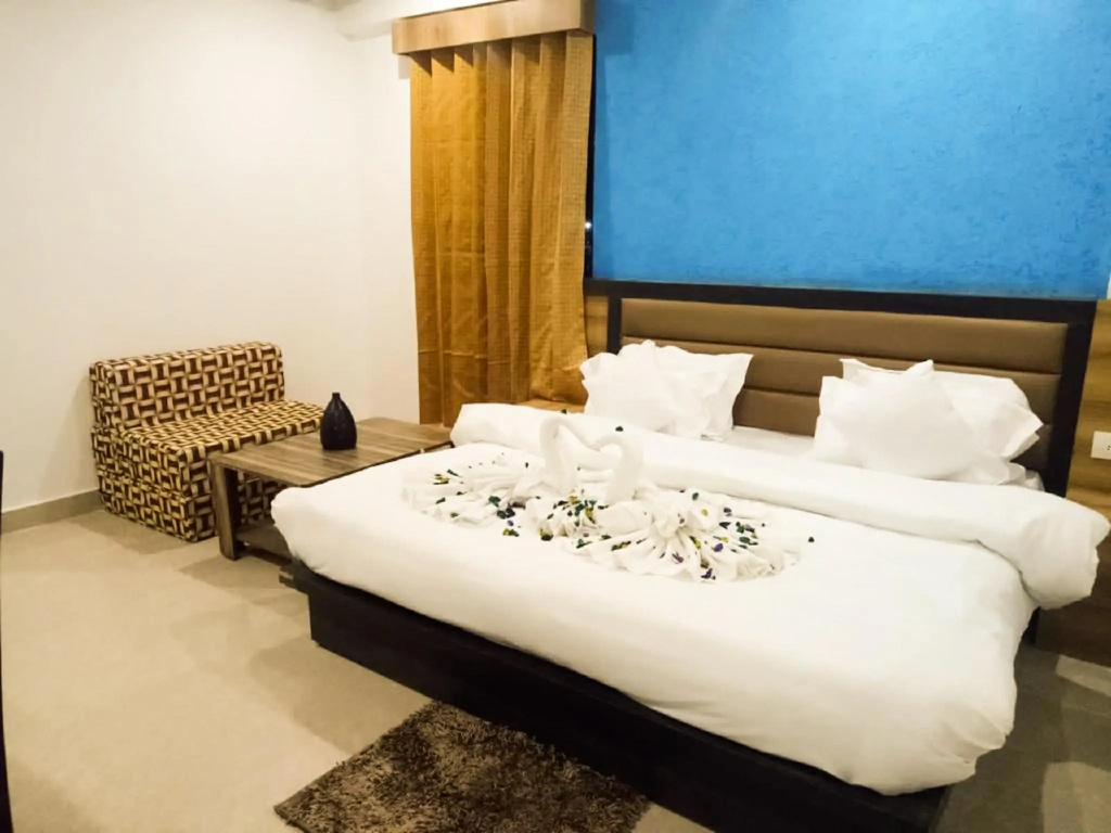 Standard Double room (full double bed)