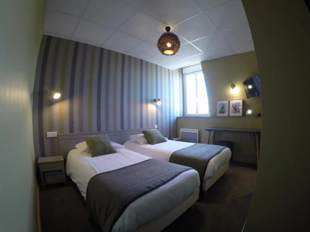 Standard Double room (twin beds)