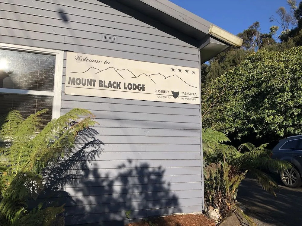 Mount Black Lodge