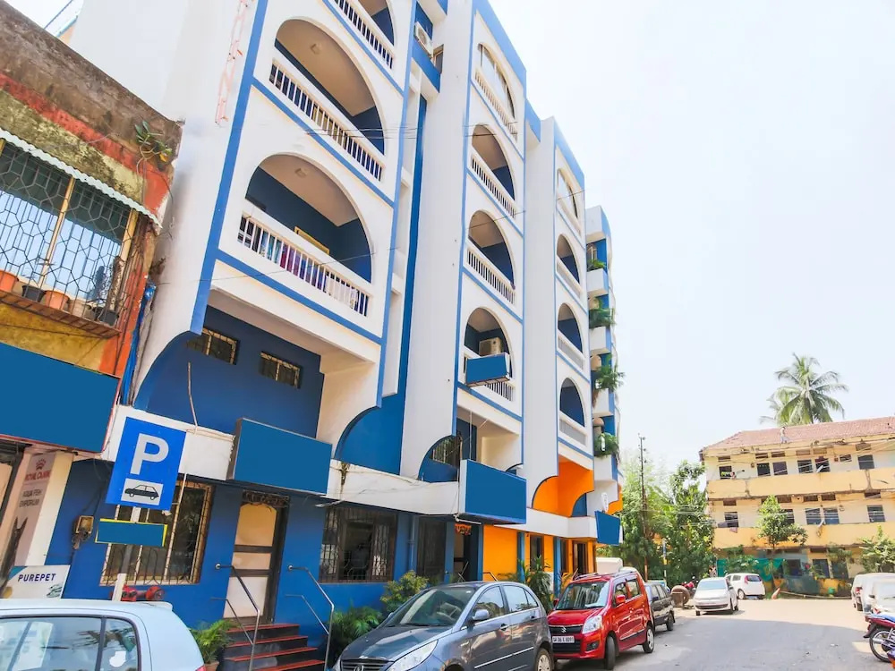 OYO 18505 Hotel Rukmini