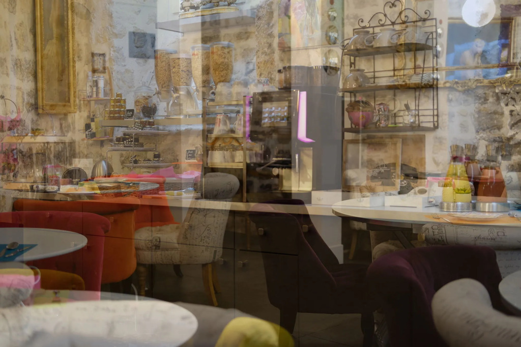 Hotel le Pavillon picture