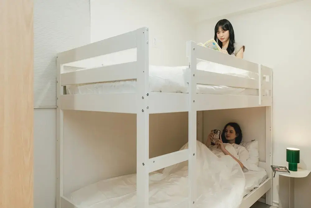 Economy room