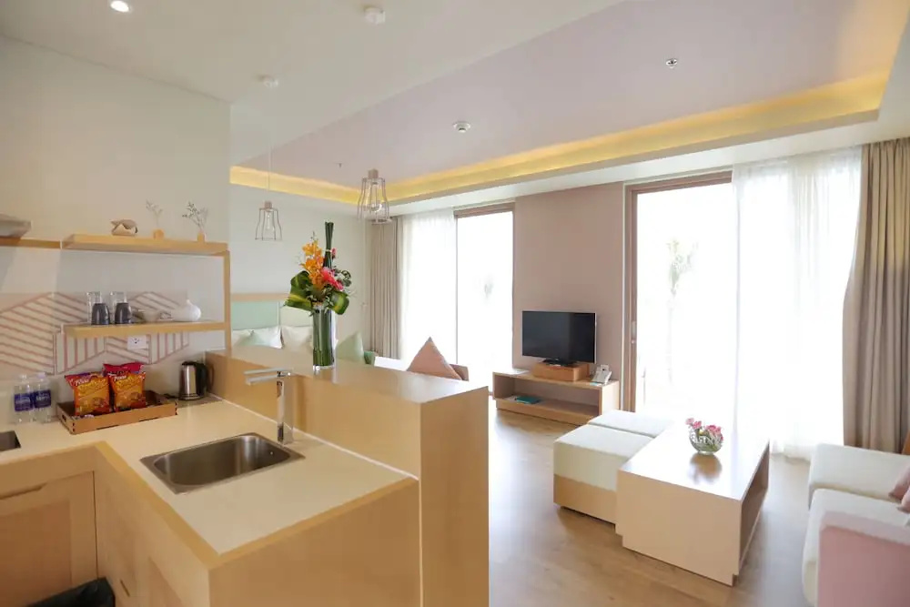 Suite with balcony