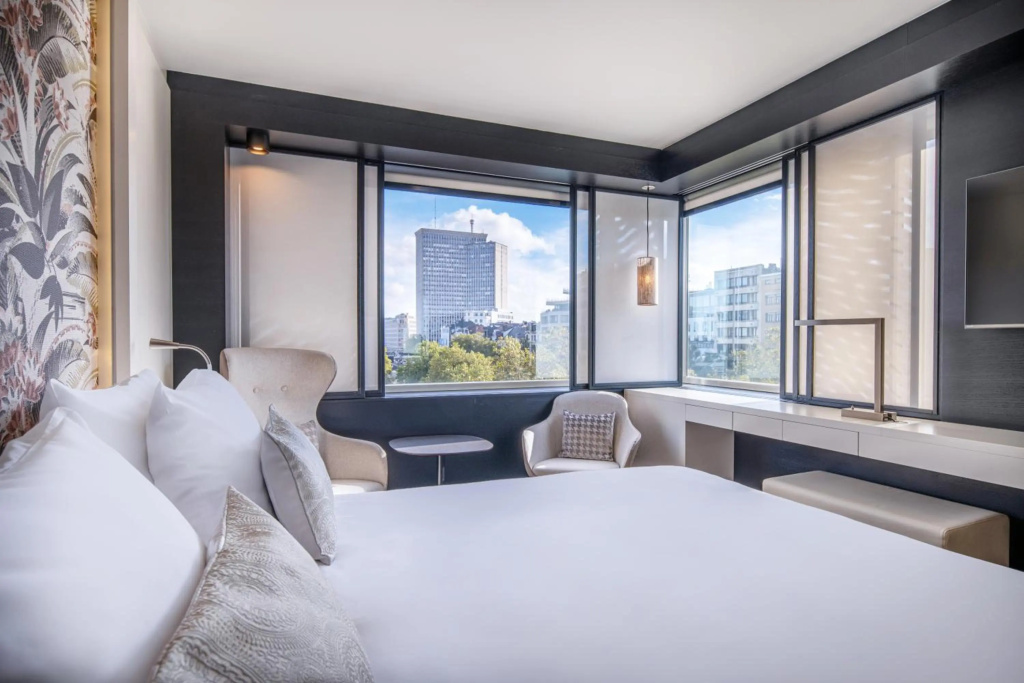 The Hotel — фото