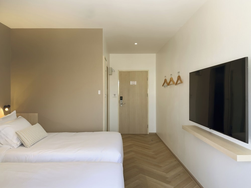 Superior Double room with balcony (twin beds)