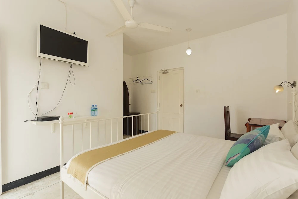 Royce Boutique Hotel