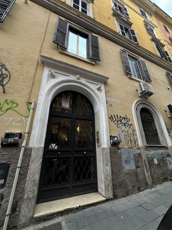 Campani Rooms - Termini Train Station