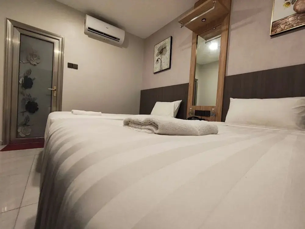 Standard Double room (twin beds)