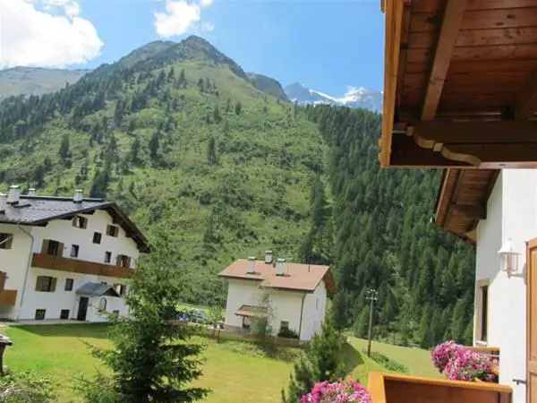 Garni Appartements Arnika