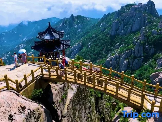 Qingdao Qihai Lingfeng Seascape Resort Homestay (Liuqing River Beach Branch in Laoshan Scenic Area)