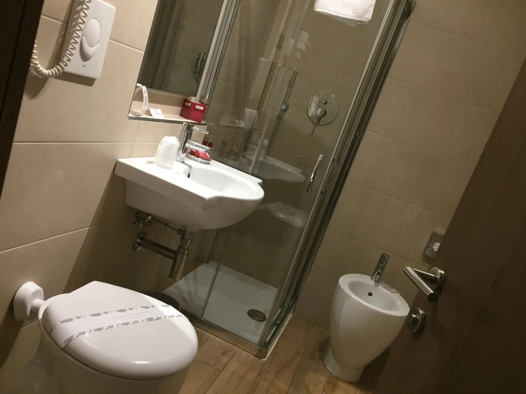 Hotel photo 12