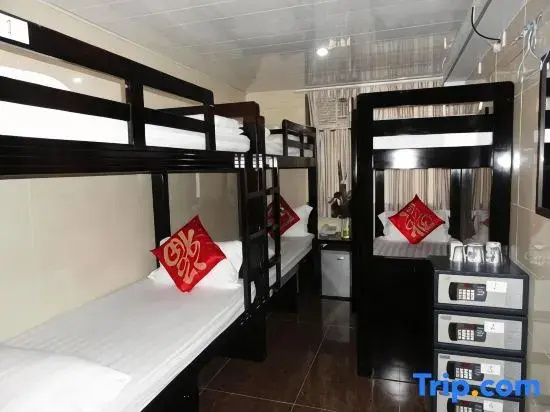 Bed in Dorm (female dorm)