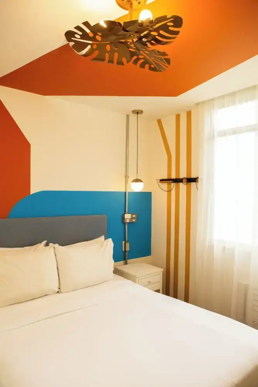 Economy room