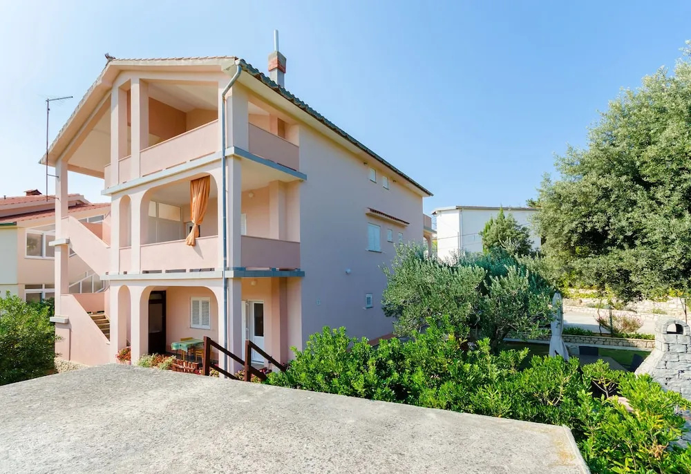 Apartments Slavica