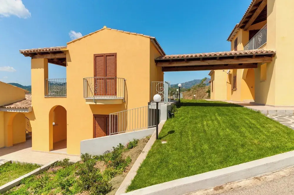 Residence in Malamurì near Budoni