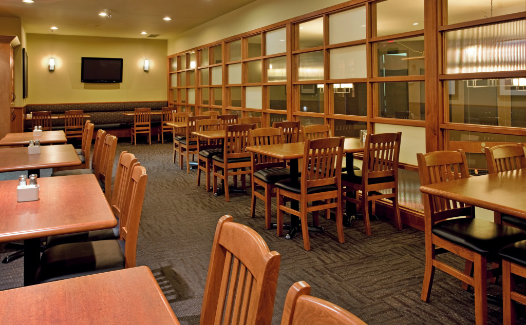 Holiday Inn Hotel & Suites Kamloops by IHG - Général