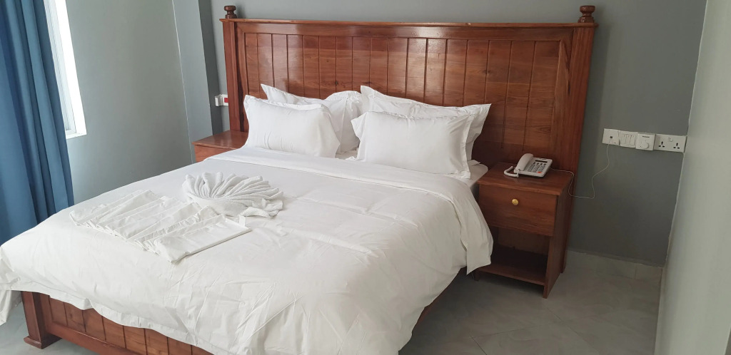 Eastern City Hotel — фото 4