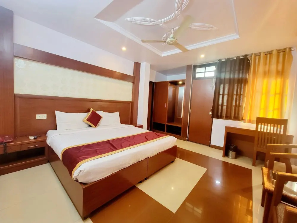 Economy room
