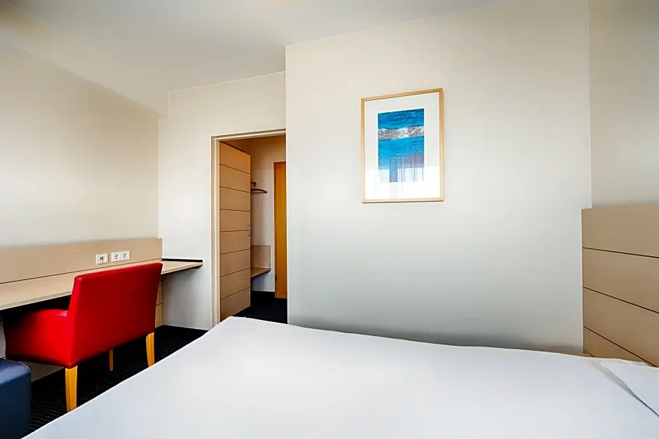 Comfort Double room (full double bed)