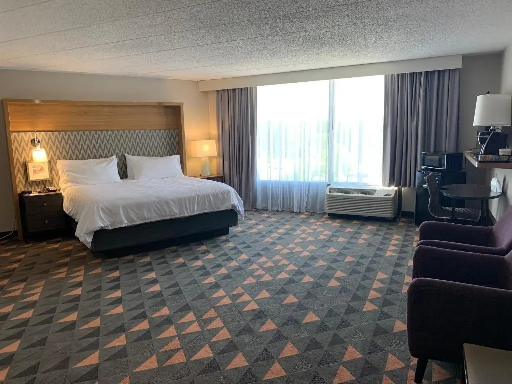 Holiday Inn Chicago Nw Crystal Lk Conv Ctr by IHG - Chambres