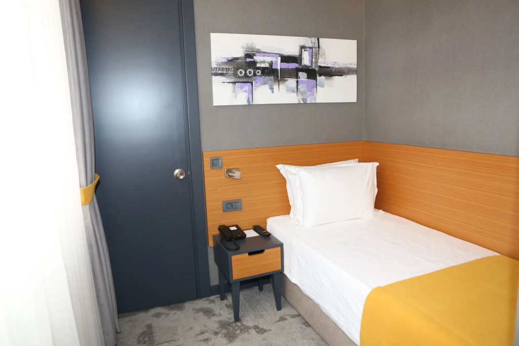 Sapko Airport Hotel — фото