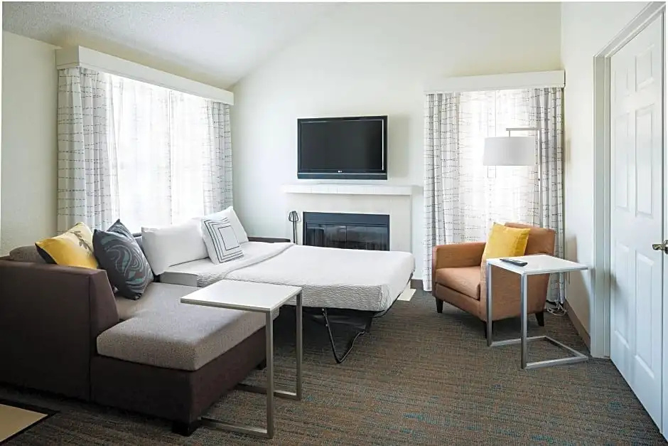 2 Bedrooms Quadruple Suite