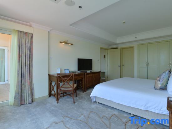 Golden Palm Resort
