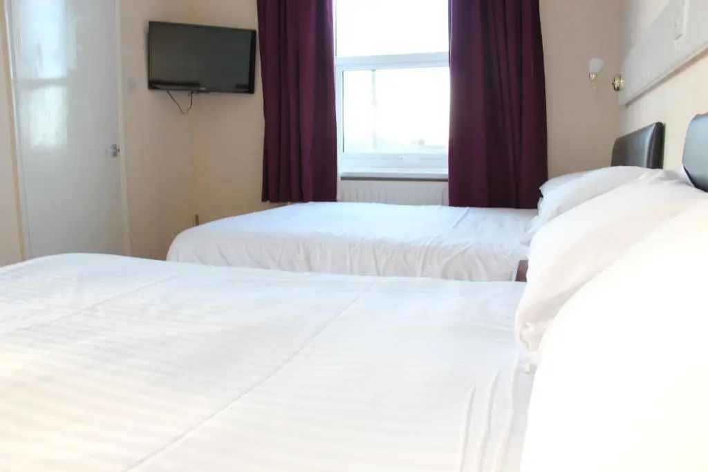 Standard Double room (twin beds)