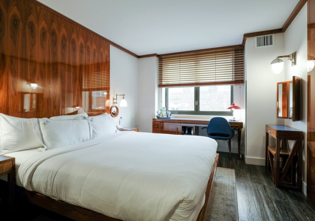 Hotel Hugo by null