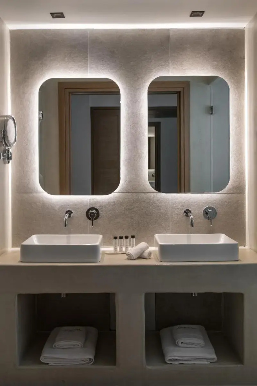 Standard Junior Suite